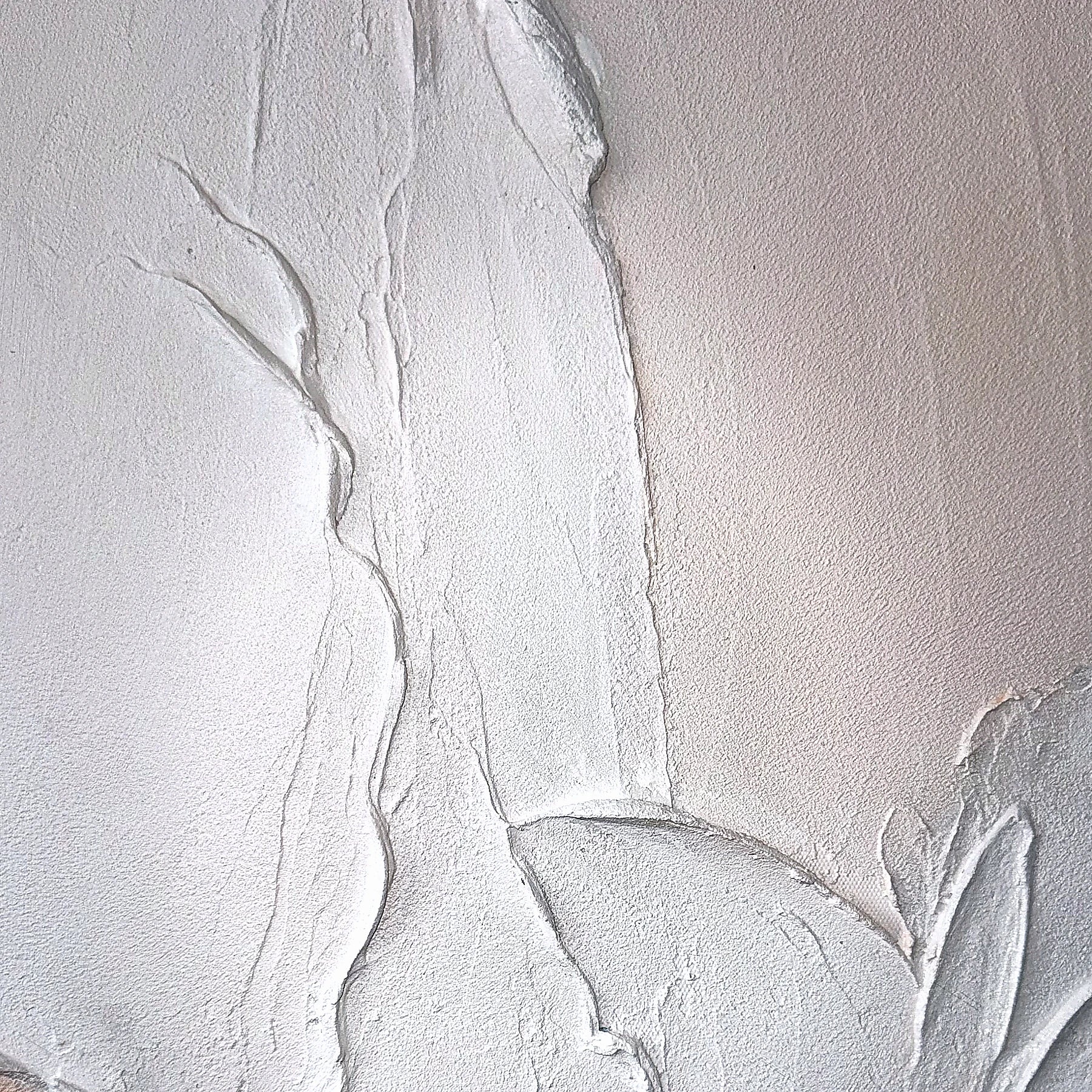 QIBI-PALE-PETAL-70X100-WF second painting closeup detail